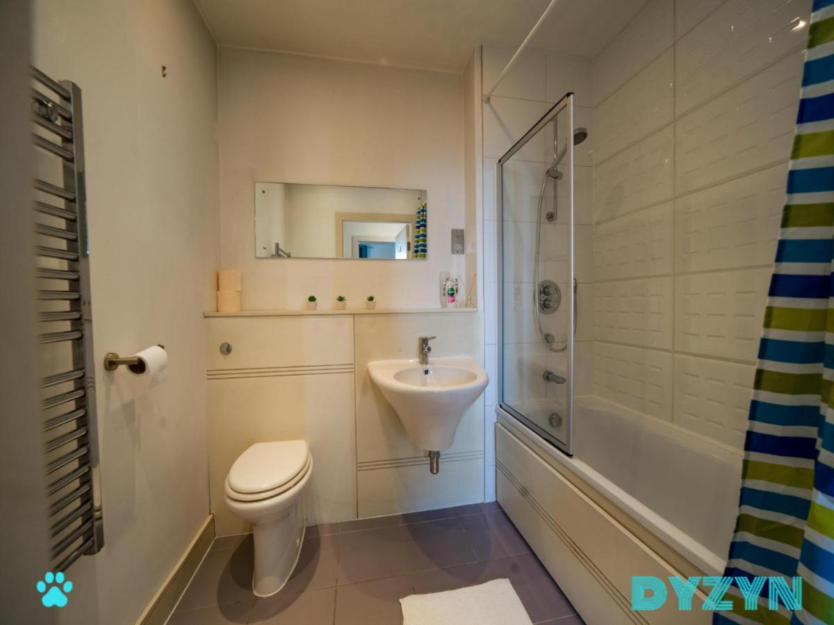 Cozy 2Br Retreat Prime Cardiff Location Apartment Exterior photo